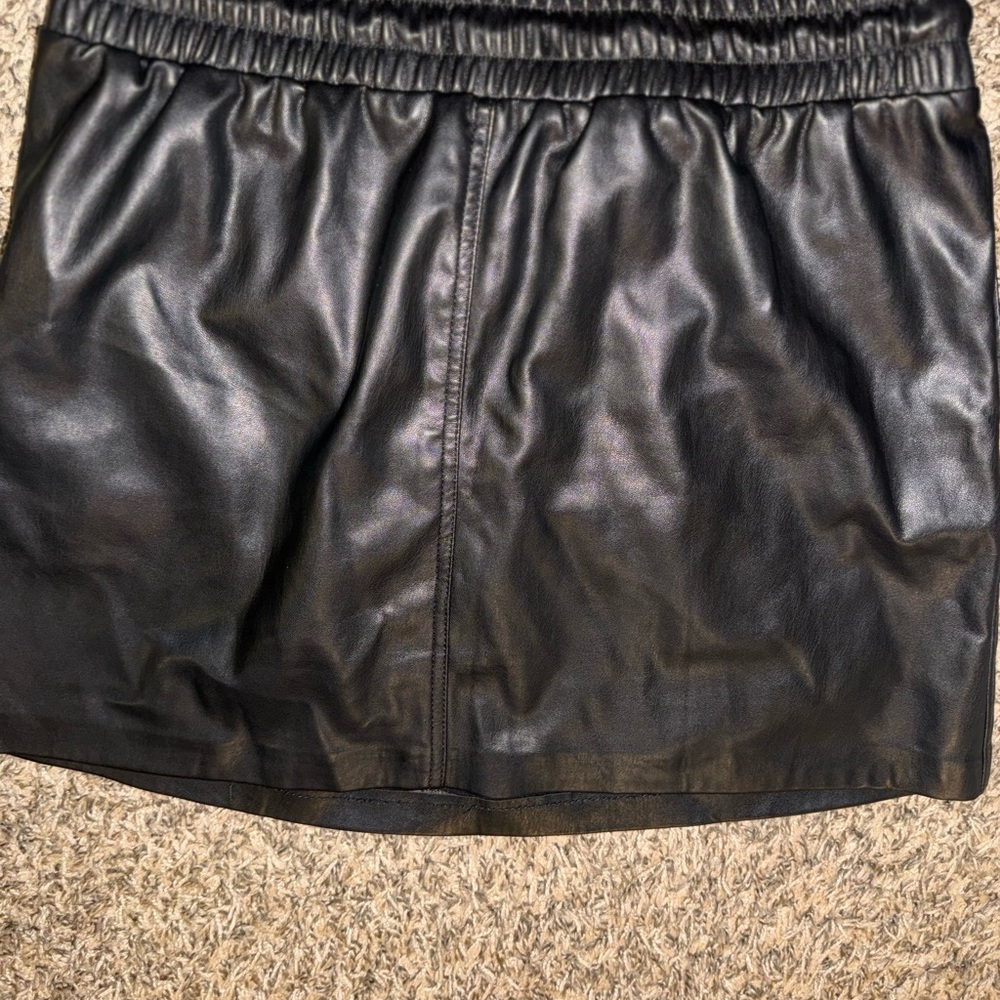 Black TOP SHOP leather skirt